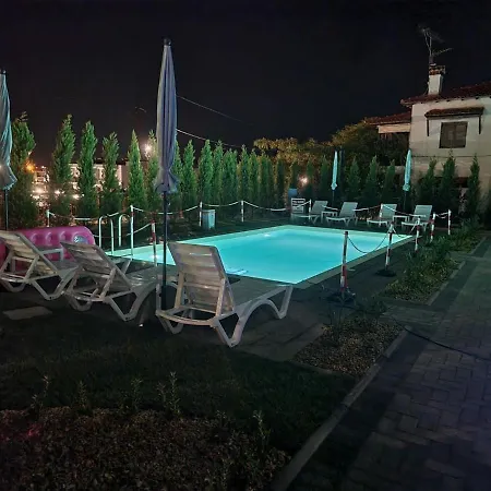 Daire Hermione's Nikiti (Sithonia)